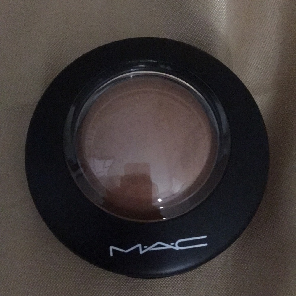 Mac blush